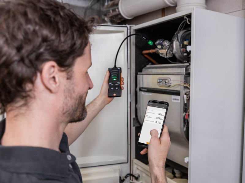 Testo 316i - Detektor úniku plynu s flexibilnou sondou flexibilná sonda
